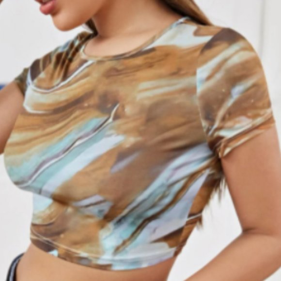 SALE NWOT Tie Dye Crop Tee Shirt Sz M - Picture 1 of 9